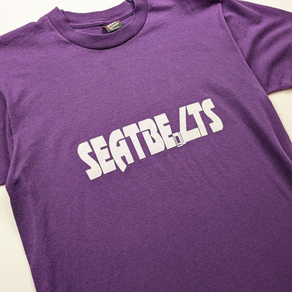 Vintage Seatbelts Public Safety Purple T-shirt Fruit of the Loom Size Large